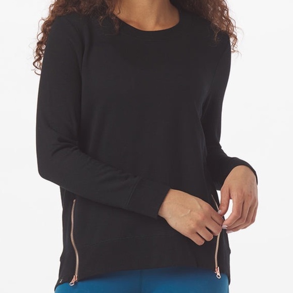 NWT Glyder Adore Long Sleeve Black Top Size XS Soft Stretchy Layering Tee - Picture 1 of 5